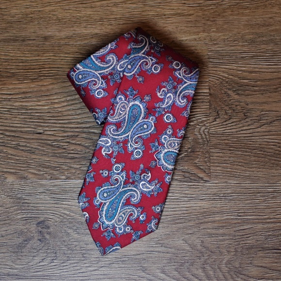 Dior Other - CHRISTIAN DIOR Italian Silk Red Paisley Tie